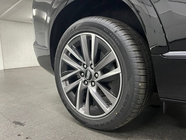 2027 Cadillac VISTIQ Sport