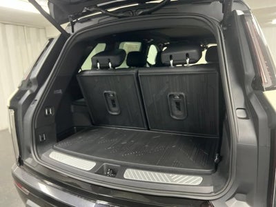 2027 Cadillac VISTIQ Sport