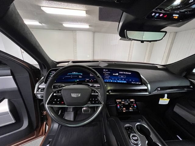 2027 Cadillac VISTIQ Platinum