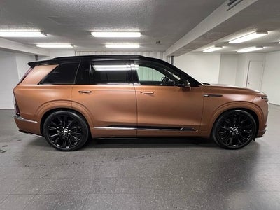 2027 Cadillac VISTIQ Platinum