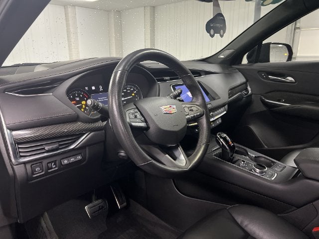 2023 Cadillac XT4 Sport - Photo 10