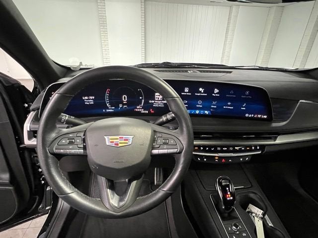 2025 Cadillac XT4 Sport