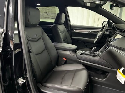2026 Cadillac XT5 Luxury