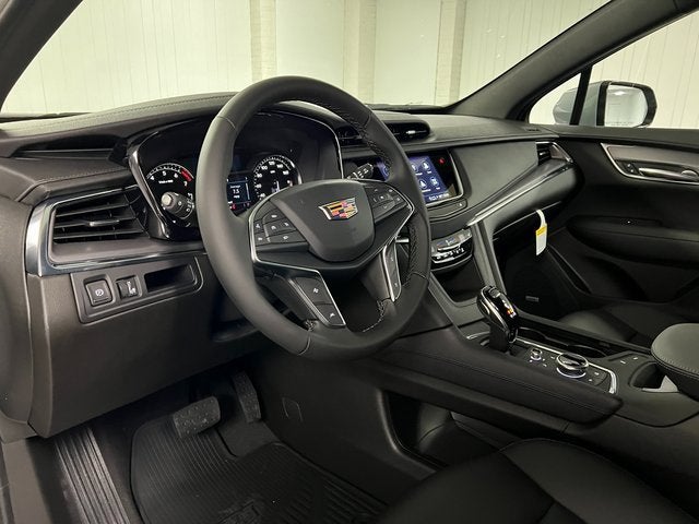 2025 Cadillac XT5 Luxury