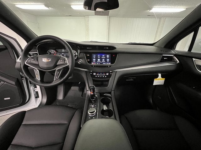 2025 Cadillac XT5 Luxury