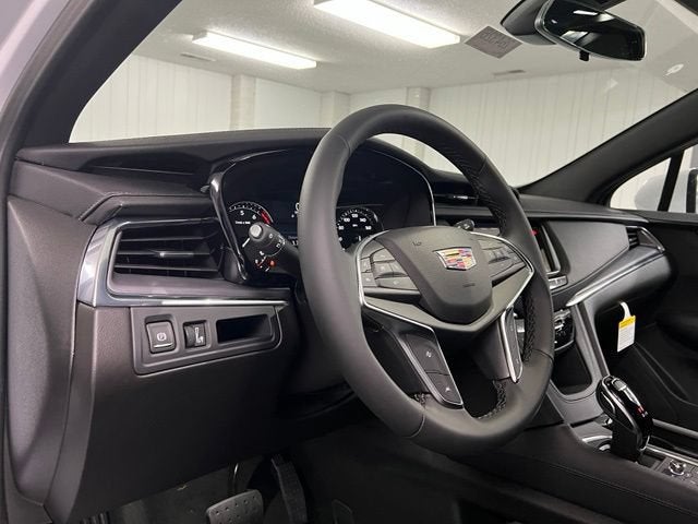 2026 Cadillac XT5 Luxury