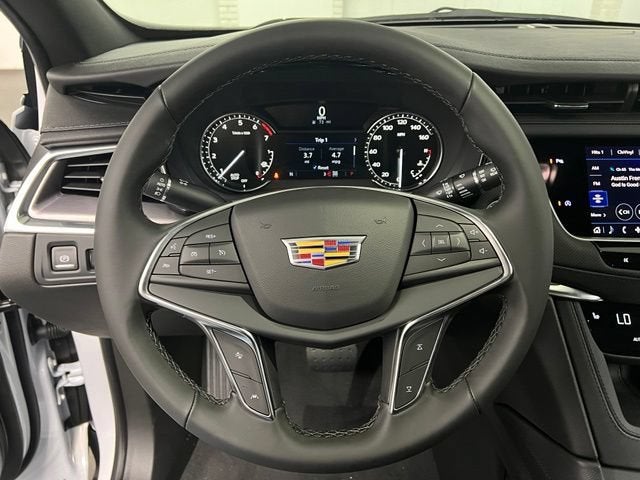 2026 Cadillac XT5 Luxury