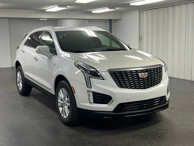 2026 Cadillac XT5 Luxury
