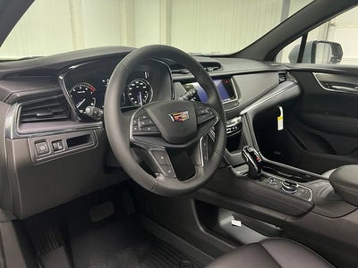 2026 Cadillac XT5 Luxury