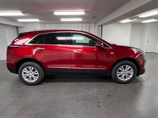 2026 Cadillac XT5 Luxury
