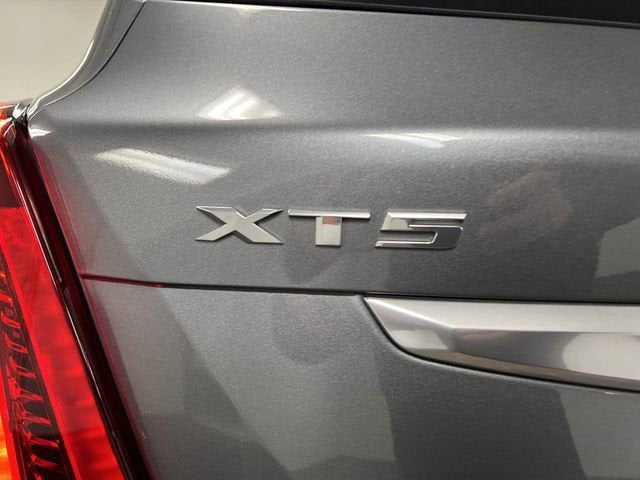 2021 Cadillac XT5 FWD Premium Luxury