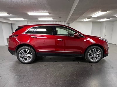 2025 Cadillac XT5 Premium Luxury