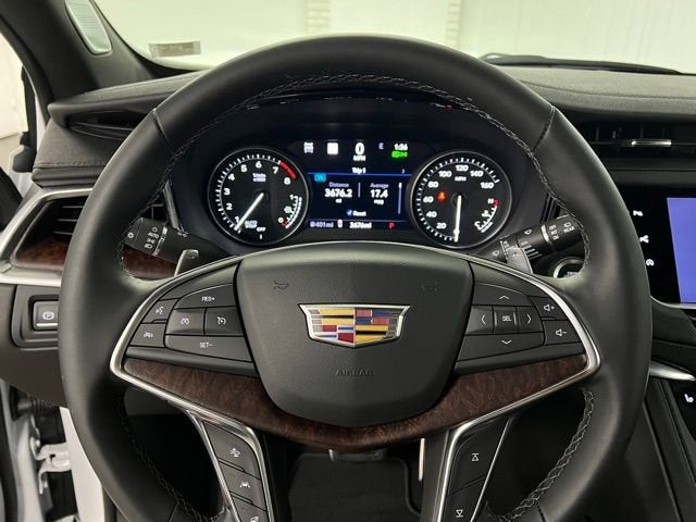 2025 Cadillac XT5 Sport