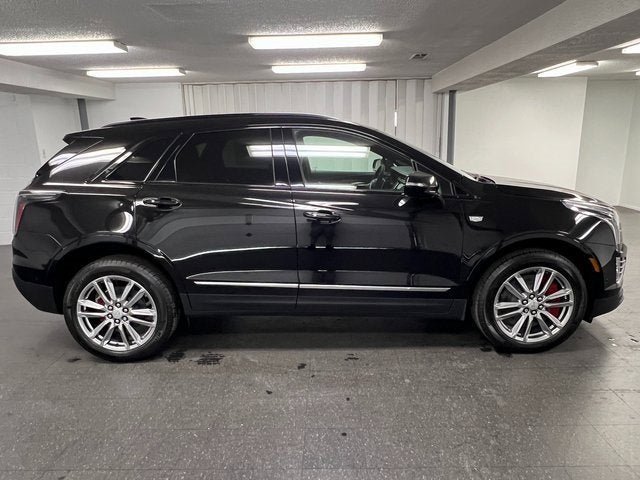 2025 Cadillac XT5 Sport