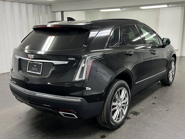 2025 Cadillac XT5 Sport