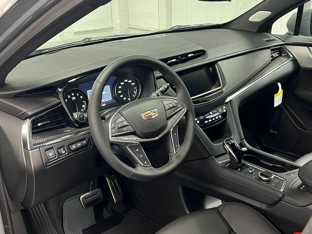 2025 Cadillac XT5 Sport