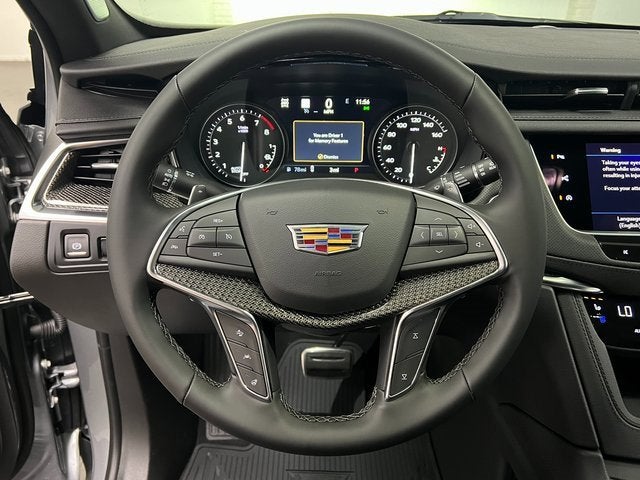 2025 Cadillac XT5 Sport