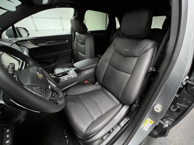 2025 Cadillac XT5 Sport