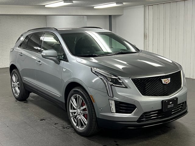 2025 Cadillac XT5 Sport