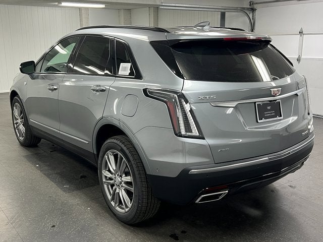 2025 Cadillac XT5 Sport