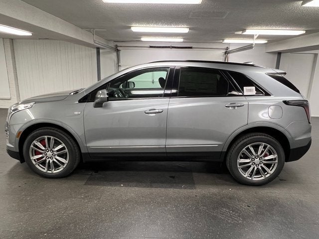 2025 Cadillac XT5 Sport