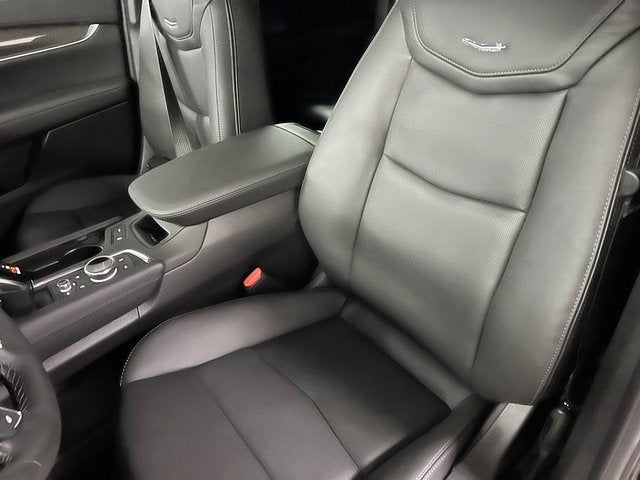 2025 Cadillac XT5 Sport