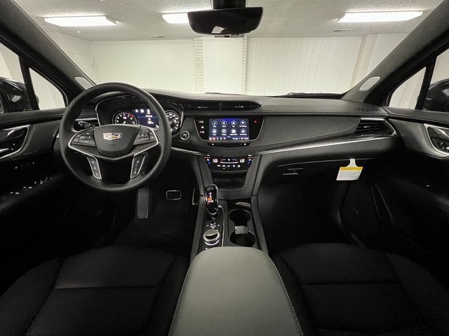 2025 Cadillac XT5 Sport