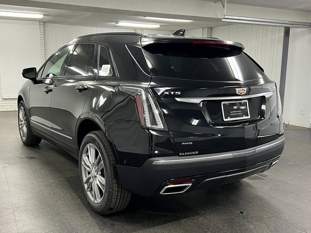 2025 Cadillac XT5 Sport