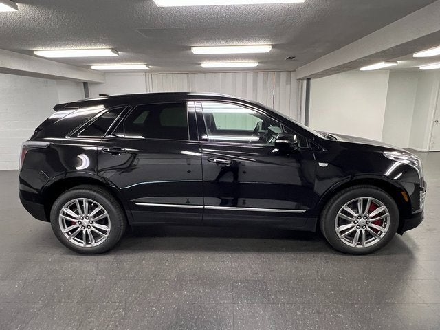 2025 Cadillac XT5 Sport