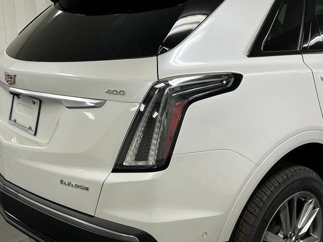 2025 Cadillac XT5 Sport