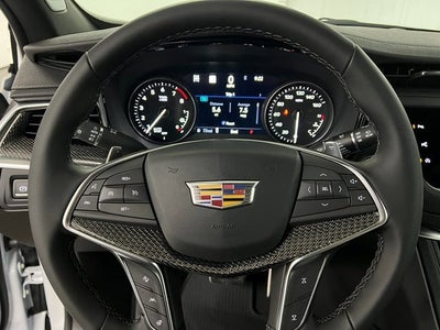 2025 Cadillac XT5 Sport