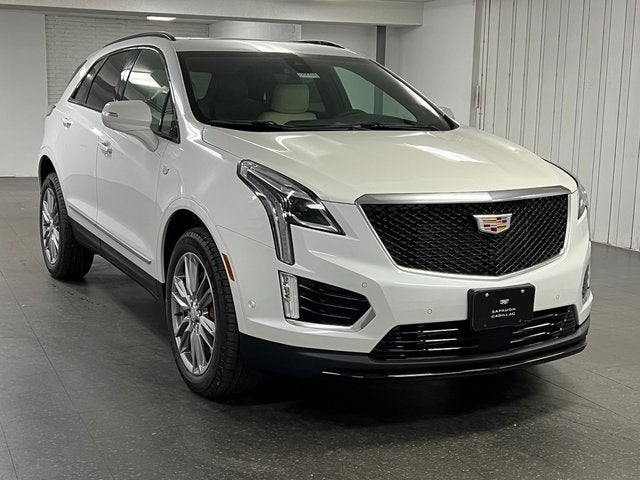 2025 Cadillac XT5 Sport