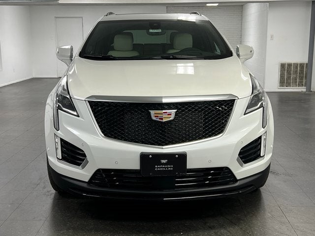 2025 Cadillac XT5 Sport