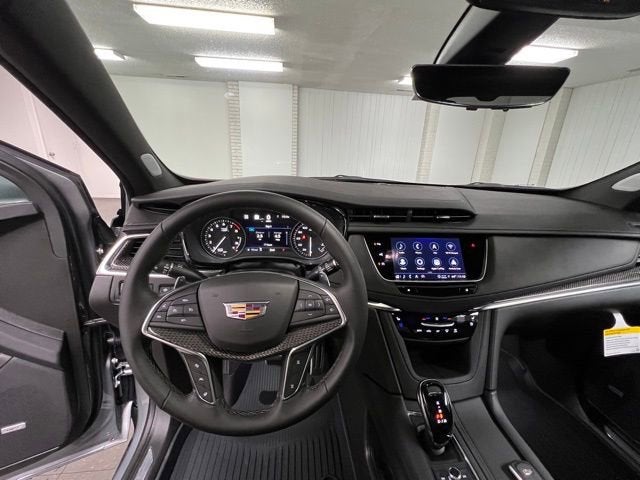 2026 Cadillac XT5 Sport