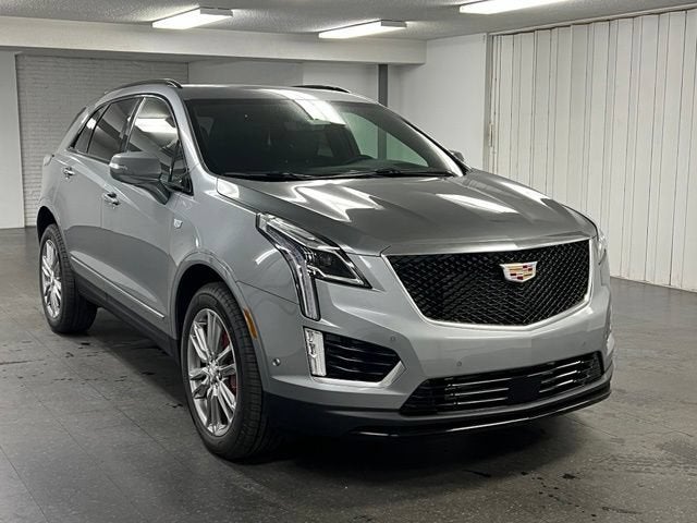 2026 Cadillac XT5 Sport