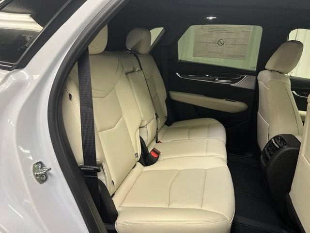 2026 Cadillac XT5 Sport