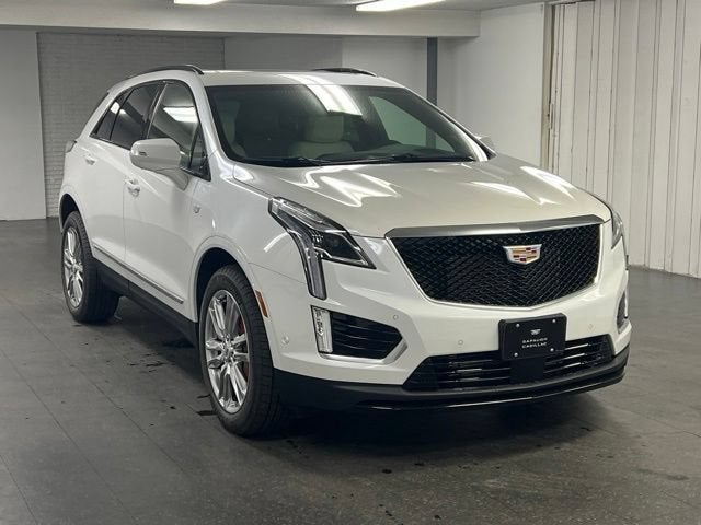 2026 Cadillac XT5 Sport