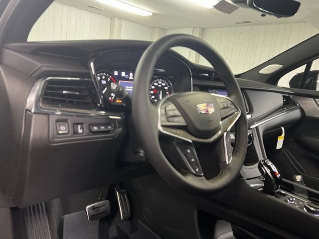 2026 Cadillac XT5 Sport