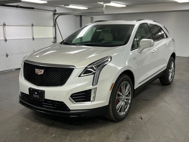 2026 Cadillac XT5 Sport