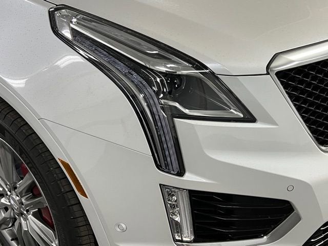 2026 Cadillac XT5 Sport