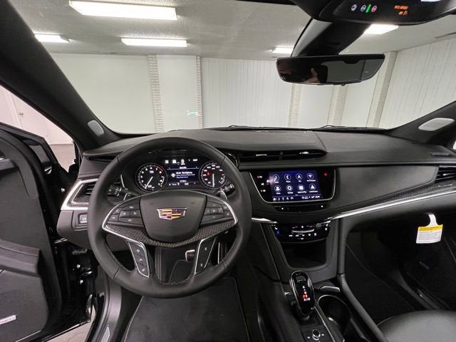 2026 Cadillac XT5 Sport