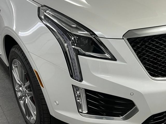 2026 Cadillac XT5 Sport