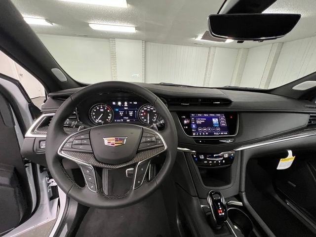 2026 Cadillac XT5 Sport