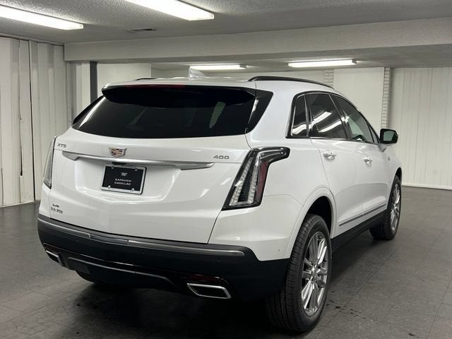 2026 Cadillac XT5 Sport