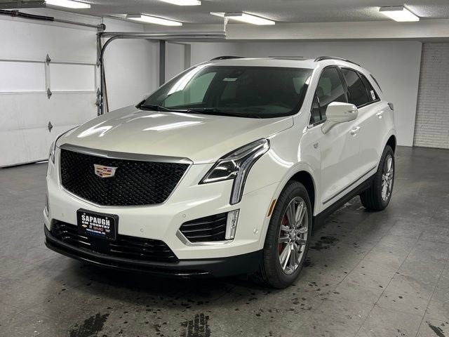 2026 Cadillac XT5 Sport