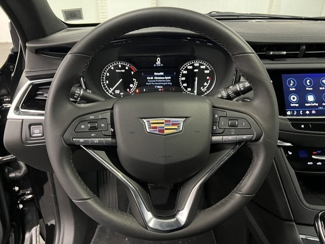 2025 Cadillac XT6 Luxury