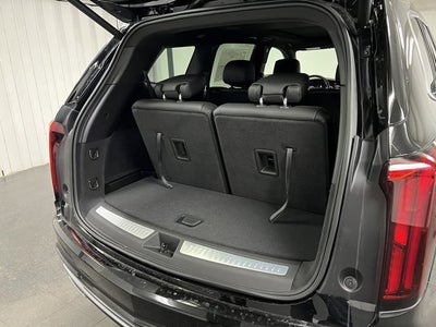 2025 Cadillac XT6 Luxury