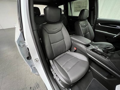 2025 Cadillac XT6 Premium Luxury