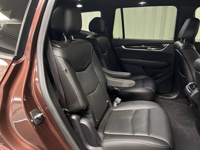 2022 Cadillac XT6 Premium Luxury