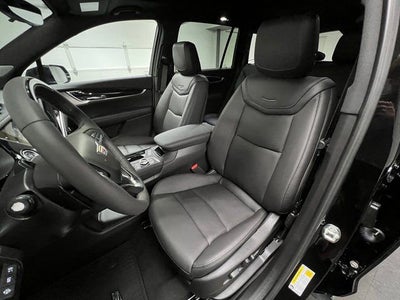2025 Cadillac XT6 Premium Luxury